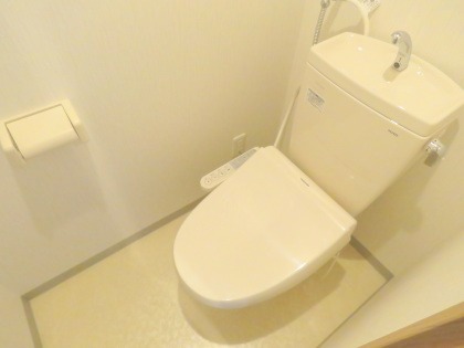 トイレ　ウォシュレット付き☆