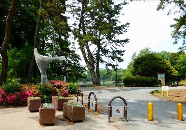 その他　イズミヤ　千里丘店（その他）まで419m