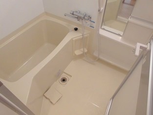バス・シャワールーム　同タイプ内観です