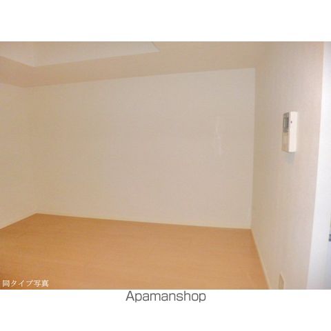 グランハイツ高田馬場の居間写真