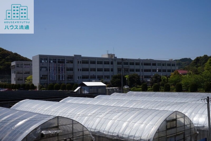 高校・高専　長崎県立長崎明誠高校（高校・高専）まで3006m