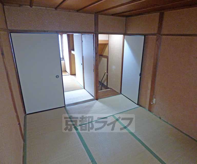 居室・リビング　落ち着く畳のお部屋