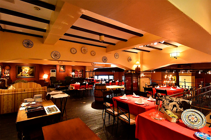 飲食店　月島スペインクラブ（飲食店）まで460m