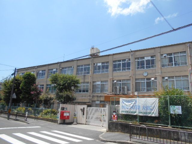 【クレードル梅津の小学校】