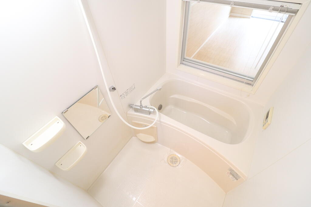 バス・シャワールーム　バスルーム