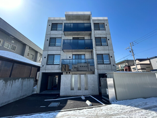 札幌市手稲区曙十一条のマンションの建物外観