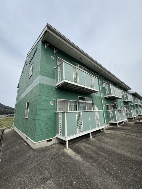 兵庫県多可郡多可町中区高岸（アパート）の賃貸物件の外観