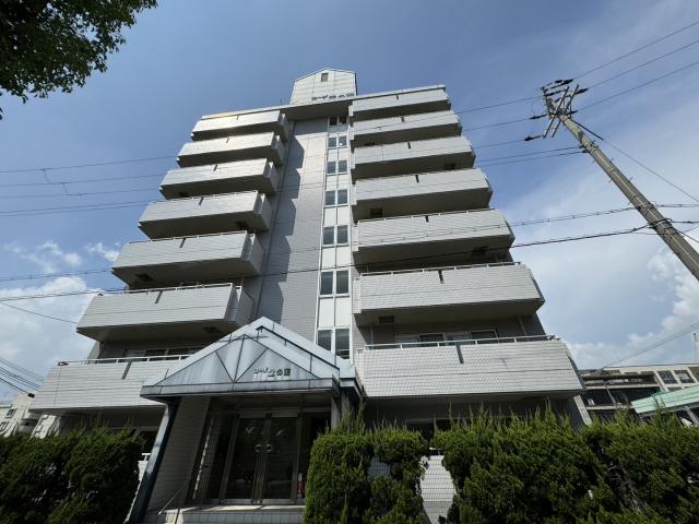 姫路市安田のマンションの建物外観