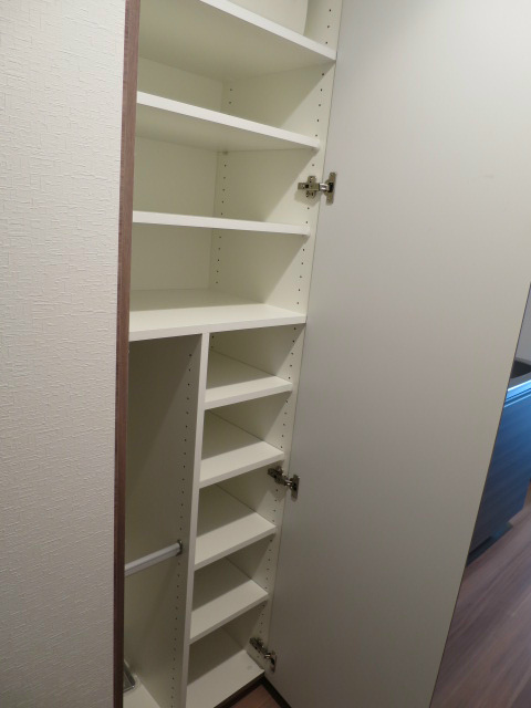 収納　たっぷりとした収納スペースです