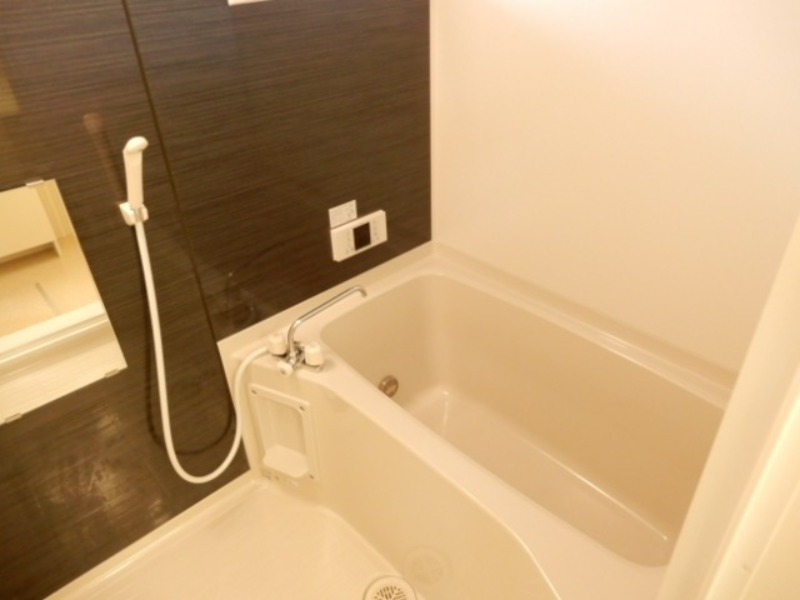 バス・シャワールーム　図面と現状に相違がある場合には現状を優先