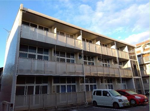 バルコニー　駐車場完備