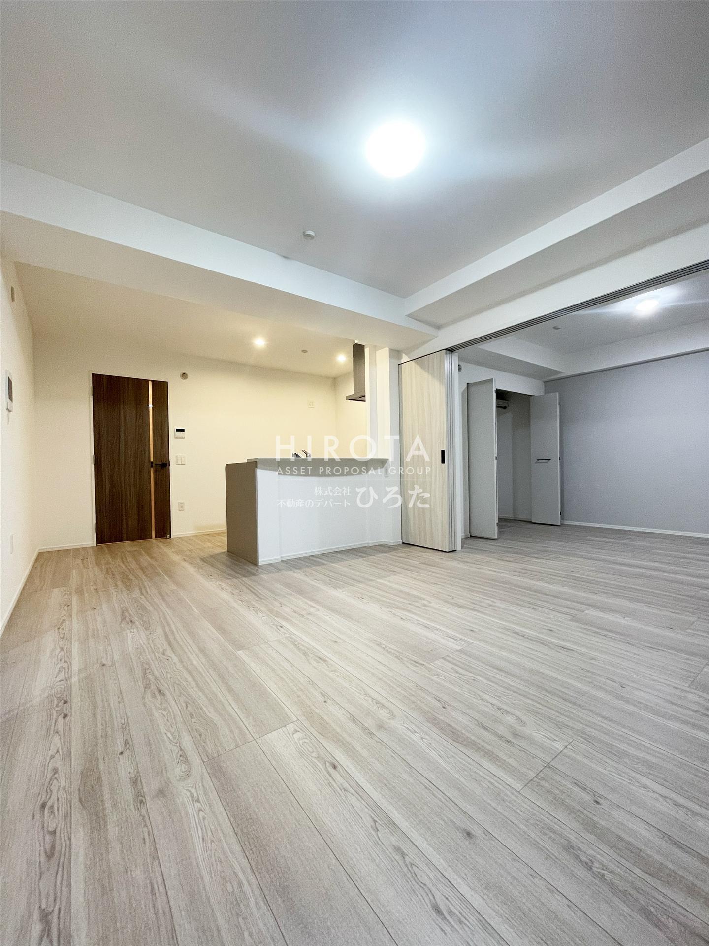 居室・リビング　207号室写真