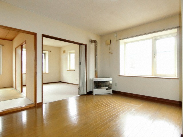 居室・リビング　リビング