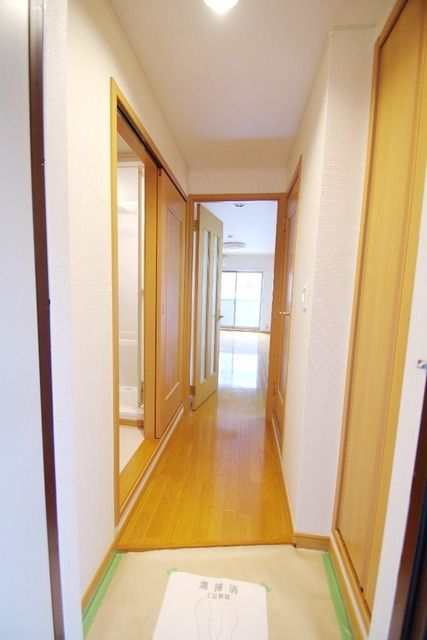 玄関　★見学希望等はタウンハウジング中央林間店までお気軽に♪★