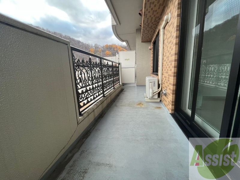 バルコニー　バルコニーが付いていますので一息ついてみてはいかがですか。