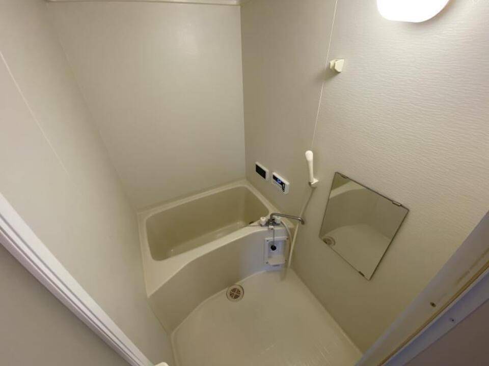 バス・シャワールーム　浴室