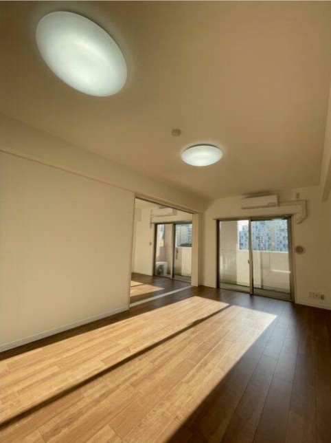 居室・リビング　内観