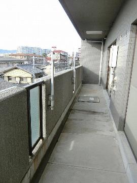 バルコニー　ベランダ