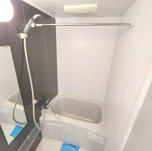 バス・シャワールーム　★浴室乾燥機付きバスルーム★