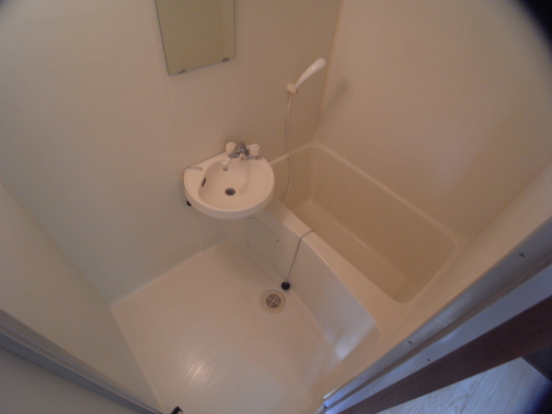 バス・シャワールーム　収納