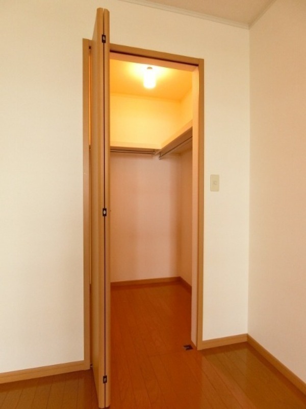 収納　図面と現状に相違がある場合には現状を優先