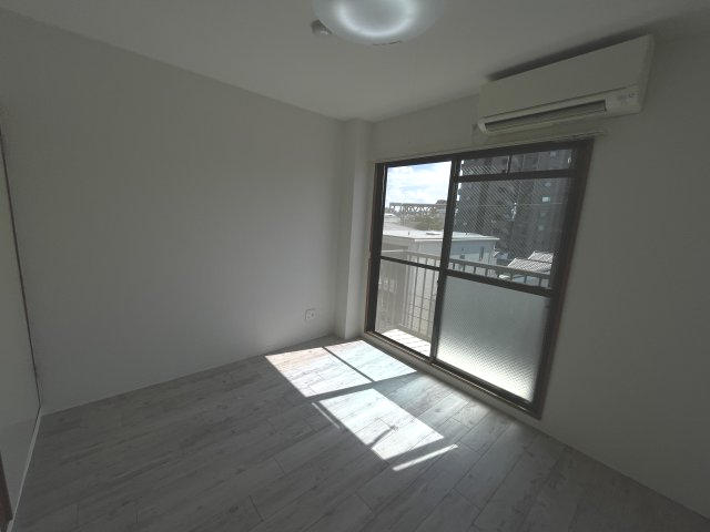 居室・リビング　使い勝手のいい洋室です