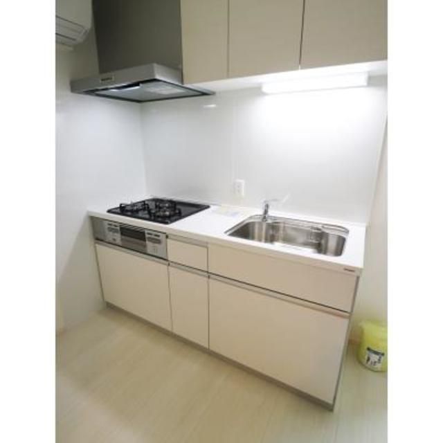 キッチン　※写真は同タイプ住戸です。