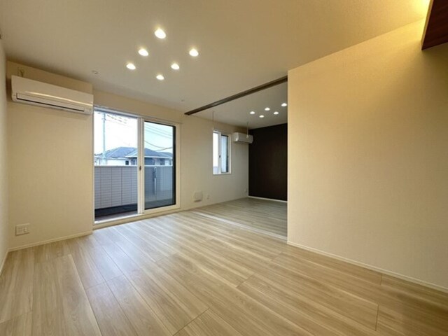 居室・リビング　リビング