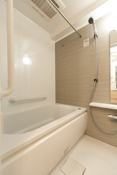 バス・シャワールーム　バス