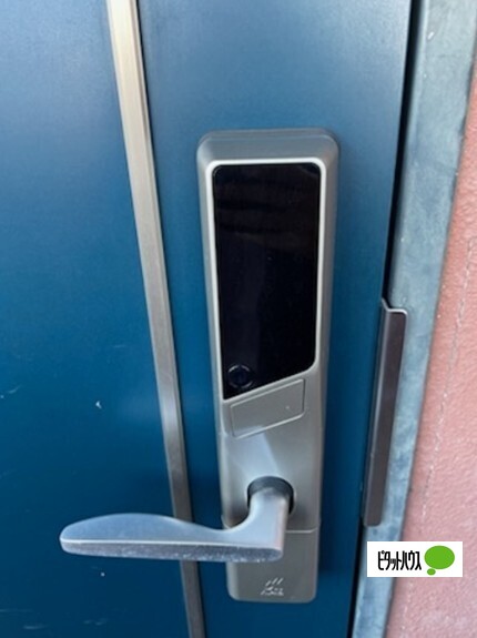 セキュリティ　鍵不要のテンキータイプです。