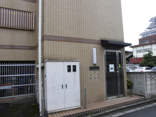 玄関　エントランス