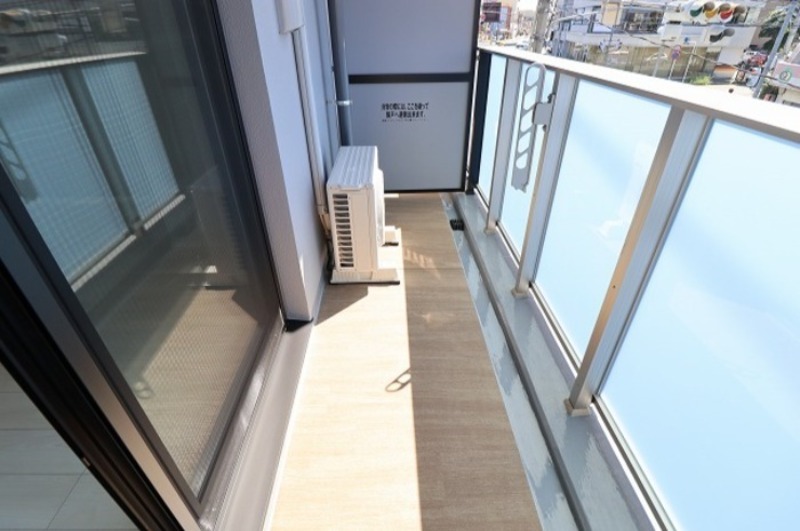 バルコニー　図面と現状に相違がある場合には現状を優先