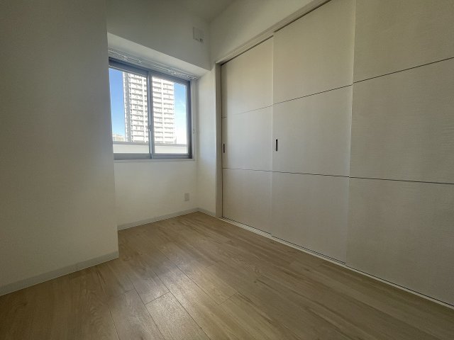 その他部屋・スペース　落ち着いて過ごせるお部屋なので、寝室にいかがでしょうか