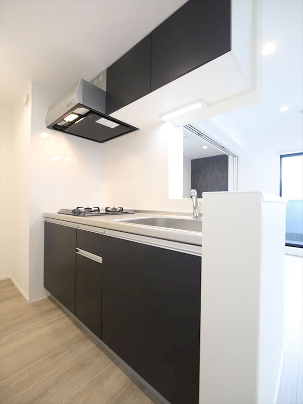 キッチン　システムキッチン（ガス2口コンロ付）　同仕様写真