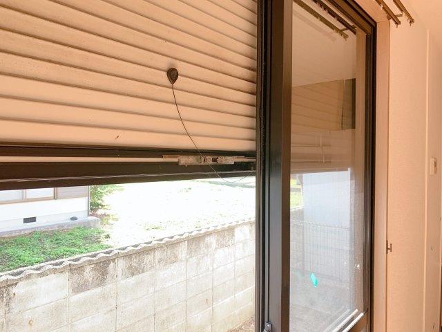 セキュリティ　防犯面に安心なシャッター・雨戸を完備◎