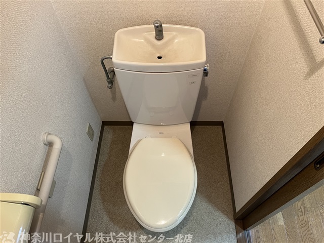 トイレ　※代表写真を使用しております。