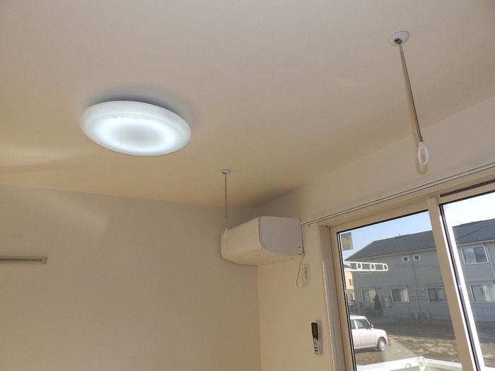 その他設備　エアコン・室内物干付