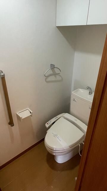 トイレ　参考写真