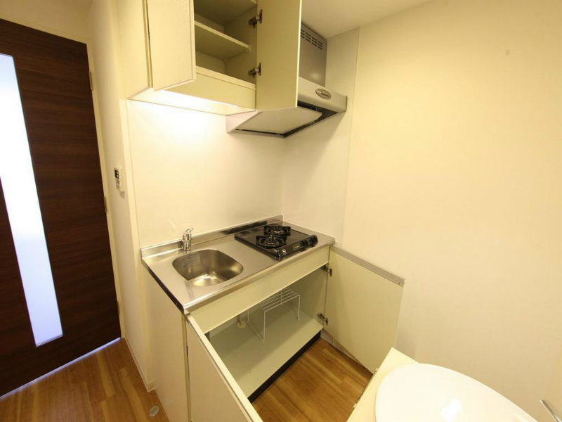 キッチン　システムキッチン（ガス2口）冷蔵庫・レンジ等ご準備できます