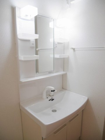 洗面設備　洗面所です