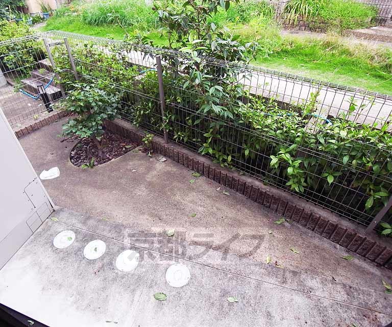 バルコニー　洗濯物やちょっとしたＢＢＱなども可能！