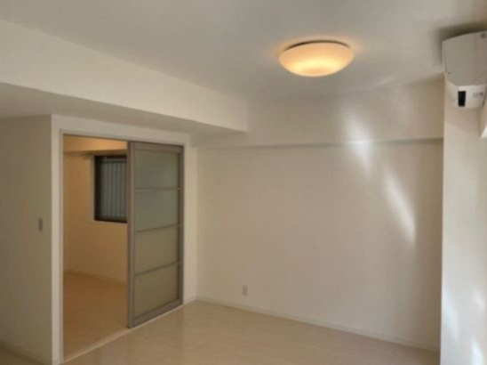 居室・リビング　※全て別号室のお写真。内装等参考にしてください。