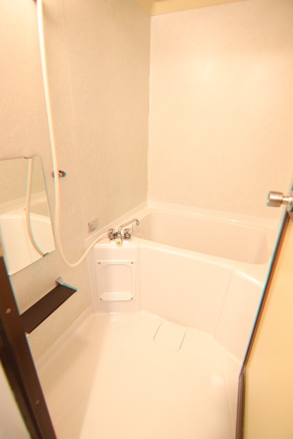 バス・シャワールーム　別室の参考写真です。※現況優先