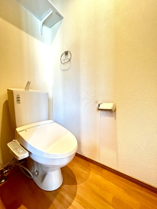 トイレ　うれしいウォシュレット★