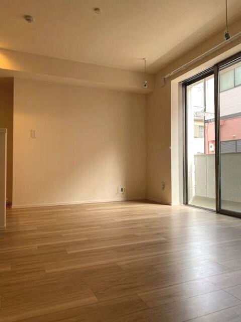 居室・リビング　フローリングです