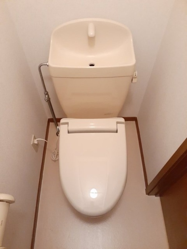 トイレ　図面と現状に相違がある場合には現状を優先