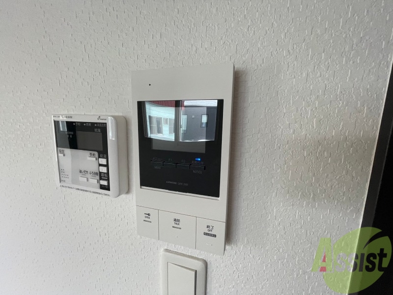 セキュリティ　ＴＶモニター付インターホンです。来客者の顔が見えるので安心！