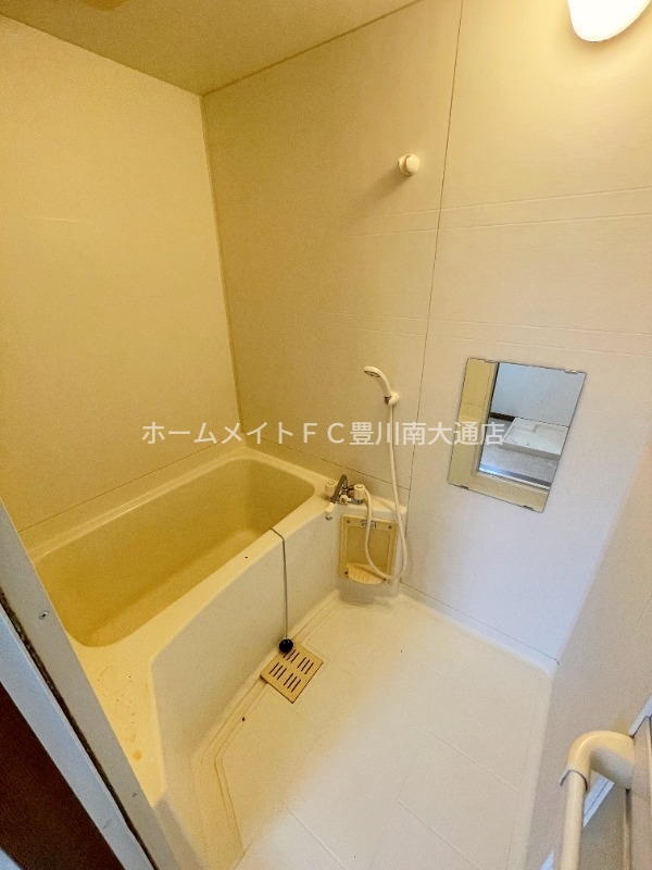 バス・シャワールーム　同型別部屋写真