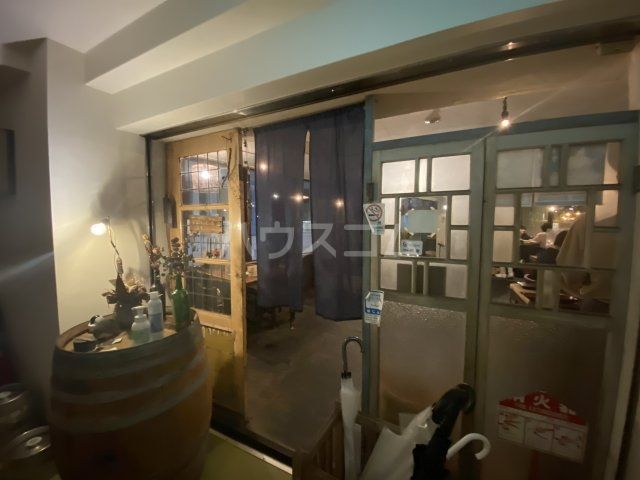 飲食店　カフェこたつ（飲食店）まで154m