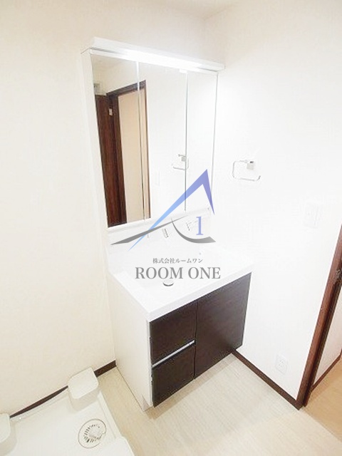 洗面設備　独立洗面台です。